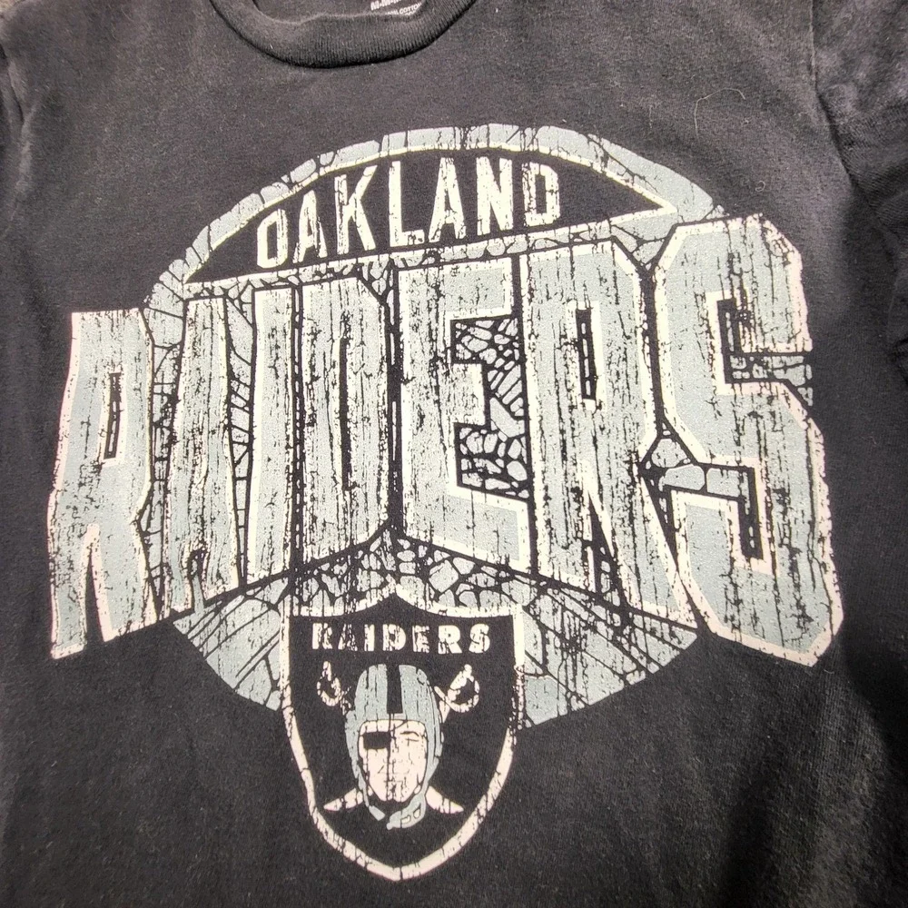 Oakland Raiders NFL Kids Long Sleeve Shirt Black Graphic Tee Youth M 10/12